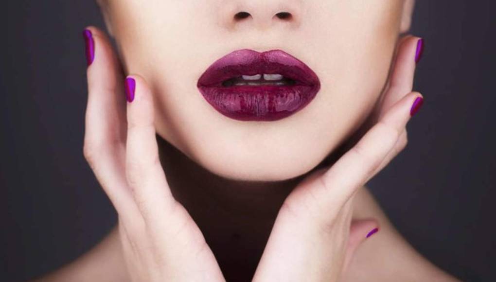 Tonos vibrantes para los labios esta temporada