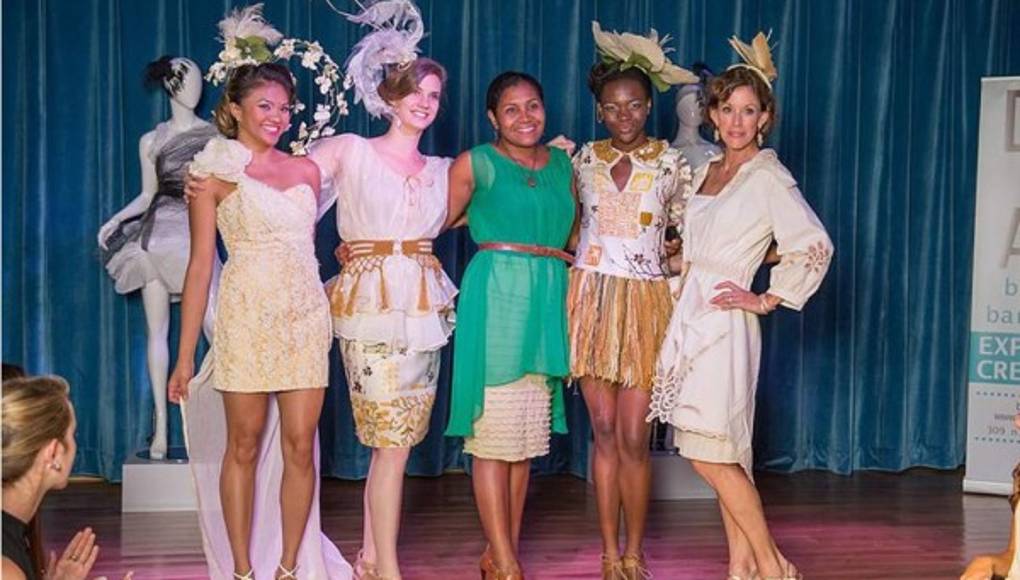 Modista hondureña es nominada al premio 'Noble Woman' en Estados Unidos