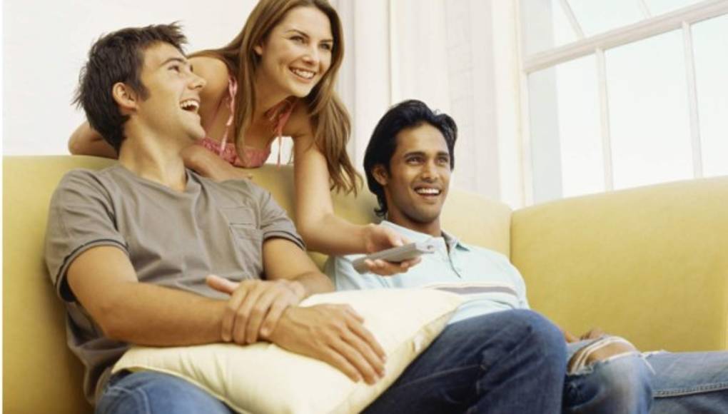 ¿Una mujer casada puede tener amigos?