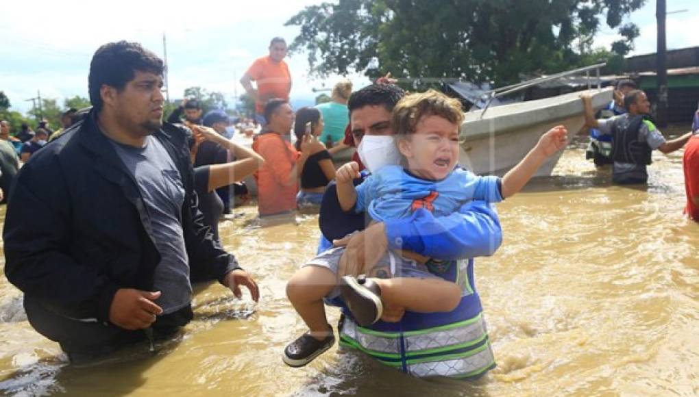 Gobierno pide evacuación urgente en el Valle de Sula por crecida del río Ulúa