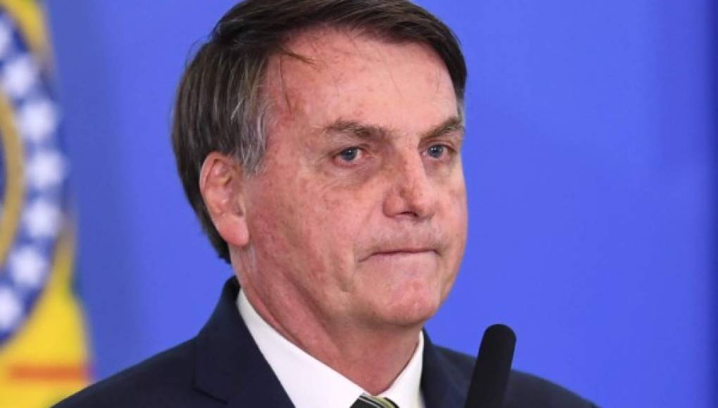 Justicia exige que Bolsonaro haga públicos sus exámenes de coronavirus