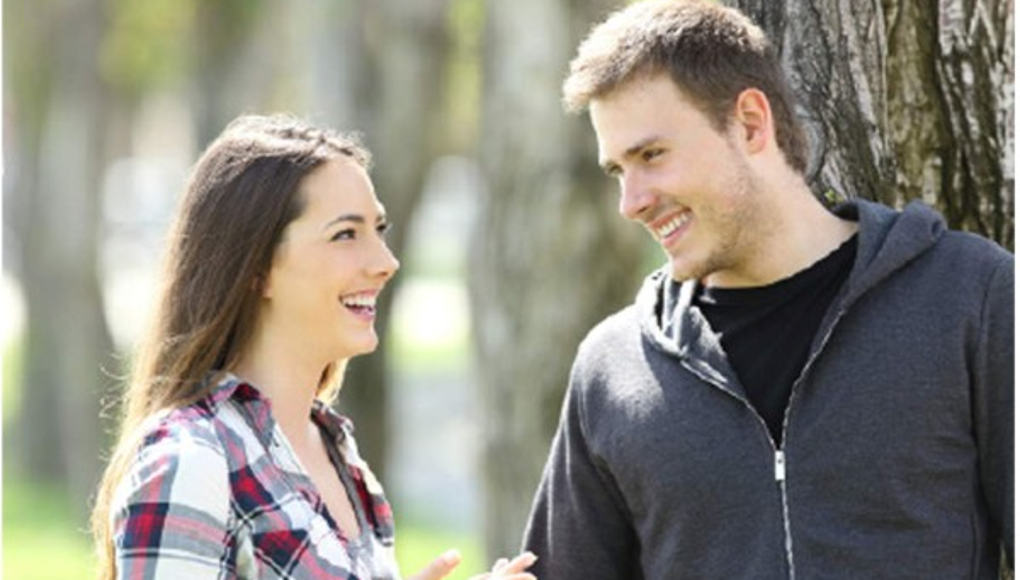 A colegiala le gusta un chico que es todo un vago