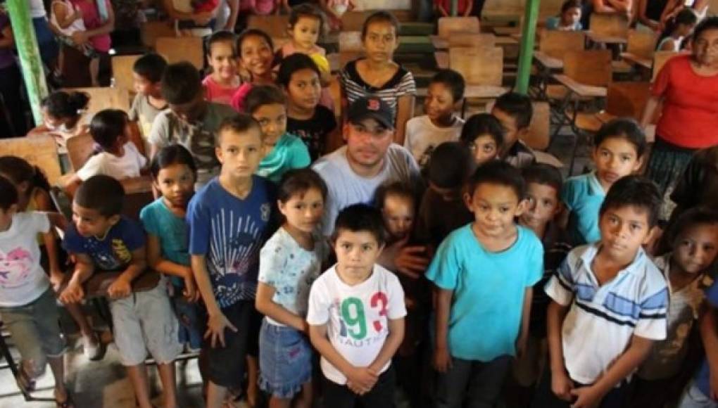 Hondureño utiliza recompensa de EUA para apoyar educación en Honduras