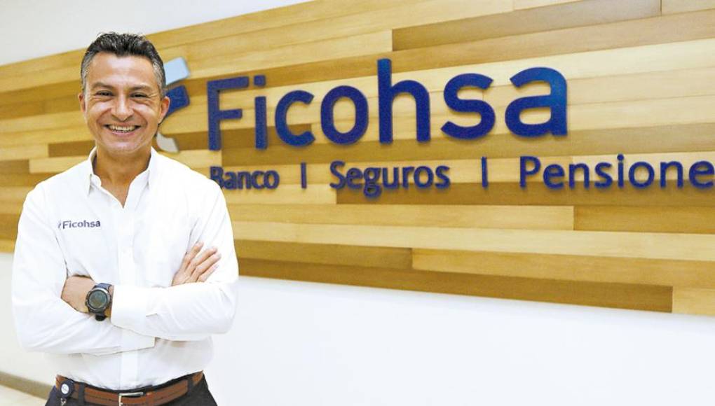 Banco Ficohsa sigue innovando al cambiar sistema para procesar las tarjetas de crédito