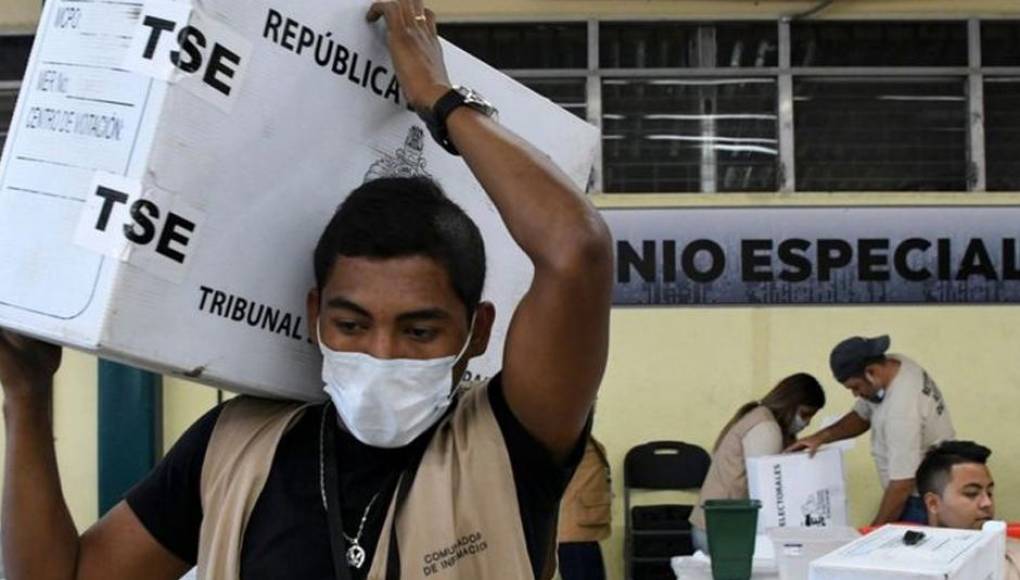 Escrutinio de elecciones en Honduras sigue lento y sin mayores incidentes