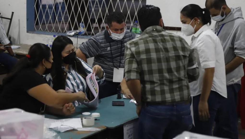 Crece expectativa entre candidatos a alcaldías de Honduras