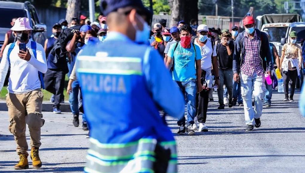 Caravana migrante se disgregó por carecer de documentos de identificación y pruebas covid-19