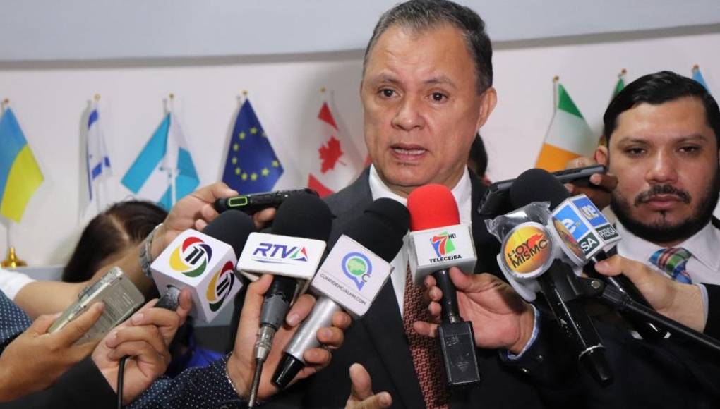 “Hemos encontrado un desastre”: denuncia vicecanciller hondureño