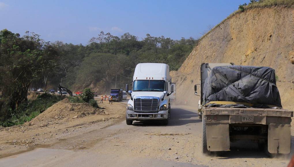 Una vez culmine toda la obra, mejorará de gran manera el tráfico vial por este corredor. 