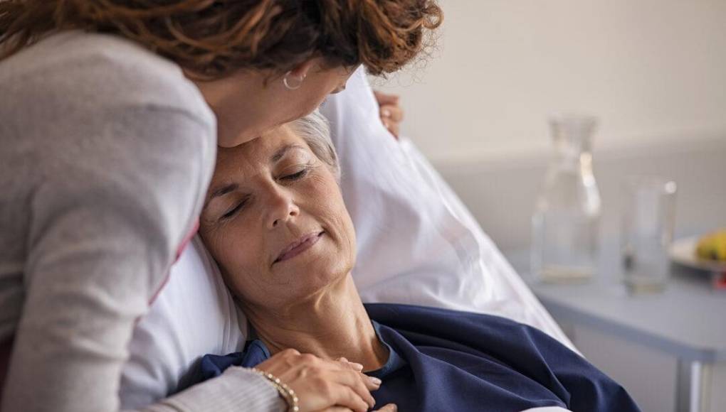 Plantear este tema, según Cooper, “ayudará y creo que juntos podemos marcar la diferencia. Estoy muy orgulloso de producir este documental. Juntos podemos ayudar a levantar la bandera para los cuidadores”, precisó.