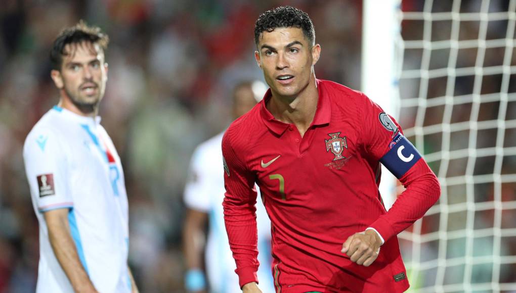 Cristiano Ronaldo anota hat-trick en paliza de Portugal por las eliminatorias