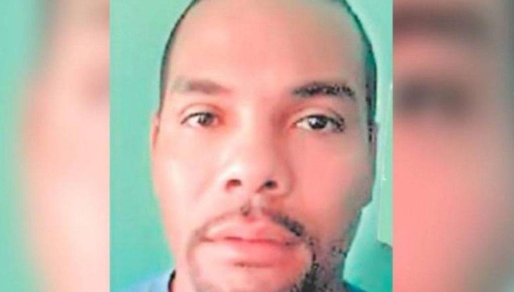 Un exoficial señalado por la justicia estadounidense de conspirar para traficar drogas, arribó a Honduras el 11 de julio de 2019 en vuelo con deportados. El subcomisario Jorge Alberto Cruz Chávez se entregó junto a otros cinco compañeros a las autoridades de Estados Unidos en 2016. Estuvo preso en el Centro Metropolitano de Brooklyn, pero luego fue absuelto por falta de pruebas. 