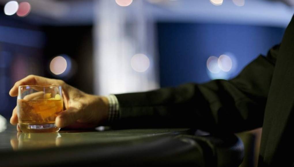 Un cirugia puede ayudarle a dejar de beber