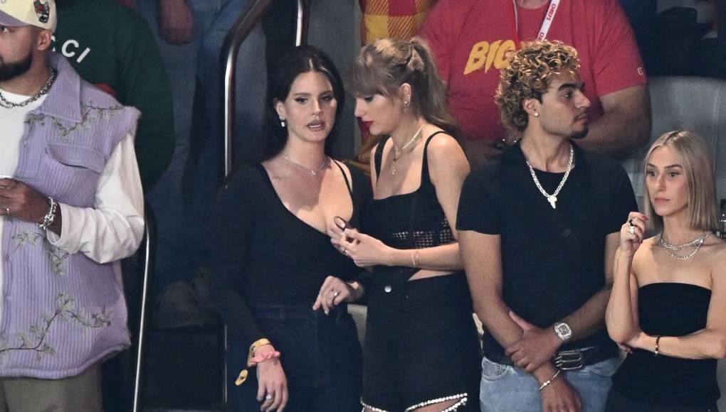 Finalmente, Lana Del Rey se juntó con Taylor Swift en el Allegiant Stadium.