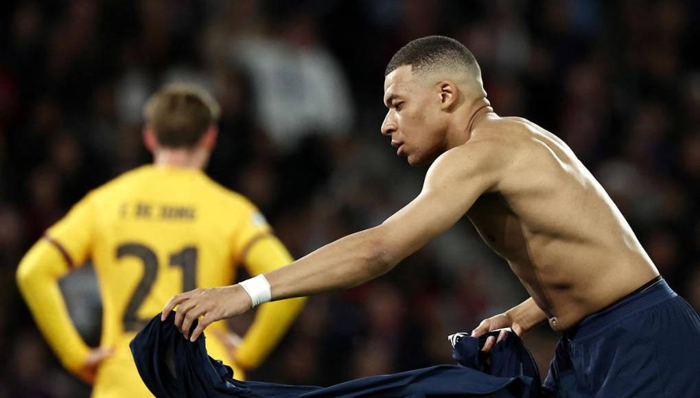 Dugarry reconoció que la calidad de Mbappé puede permitirle “dar la vuelta a la eliminatoria” y clasificar a su equipo para semifinales, pero eso no lavaría la mala imagen que mostró.