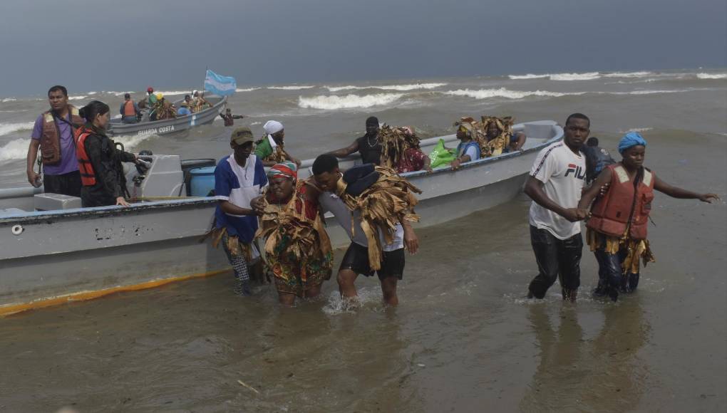 Los garífunas han sido durante 227 años lo herederos de las costas hondureñas. Pero enfrentan grandes desafíos, con el tema de la tenencia de la tierra.