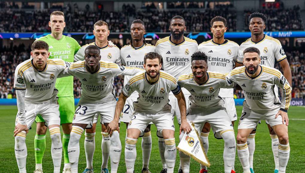 El 11 titular del Real Madrid ante RB Leipzig con la novedad de cinco mediocampistas y Rodrygo fue suplente.