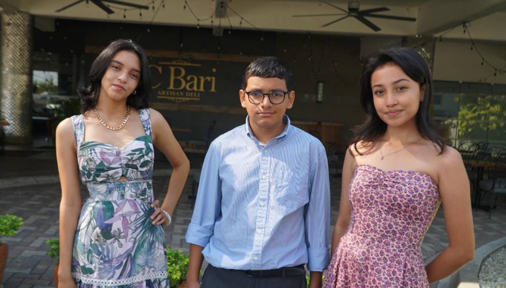 Danna Zepeda, Guillermo Castro y Dara Cruz