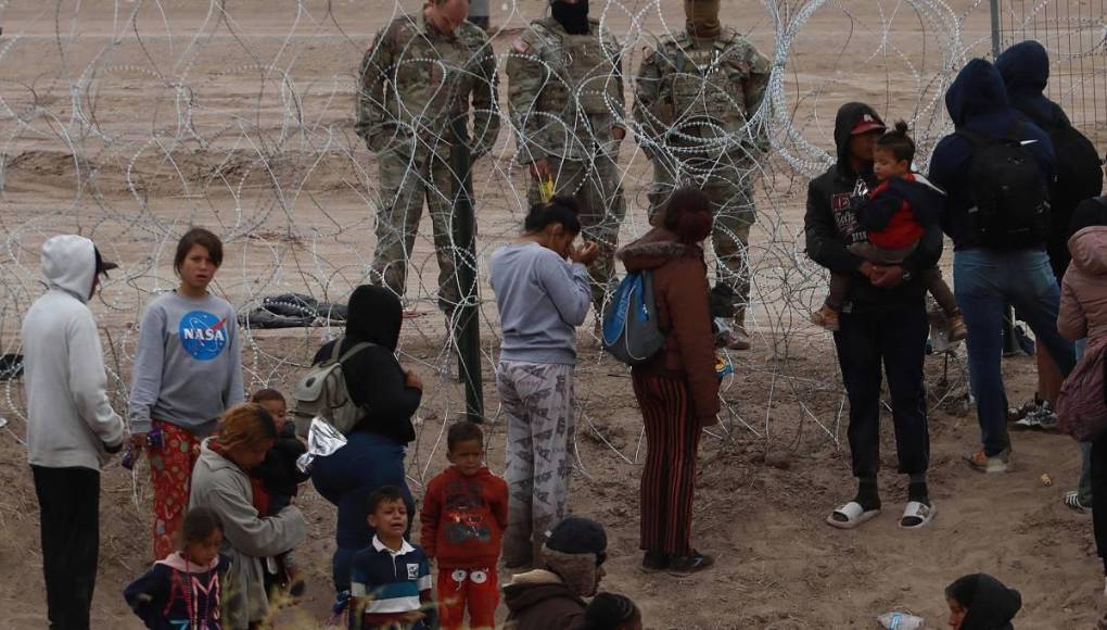 <b>3. Iowa</b>La gobernadora republicana Kim Reynolds firmó una ley en virtud de la cual un migrante se expone a hasta dos años de cárcel si se demuestra que ha entrado ilegalmente a este estado del centro de Estados Unidos. Está previsto que entre en vigor el 1 de julio.