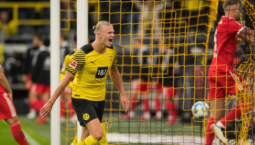 Voraz Haaland: doblete para mantener al Borussia Dortmund a un punto del Bayern