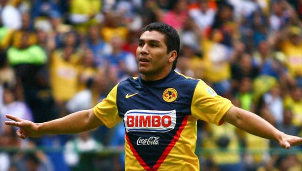 Salvador Cabañas recibió una herida de bala en la cabeza la madrugada del 25 de enero del 2010 en la ciudad de México cuando era estrella del América.