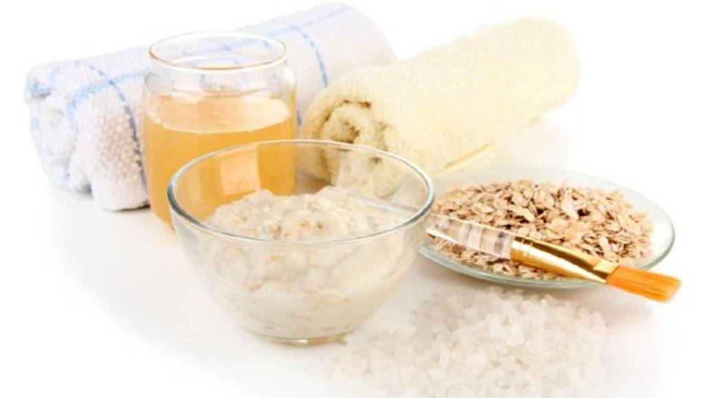 El limón y avena para eliminar las manchas en las axilas