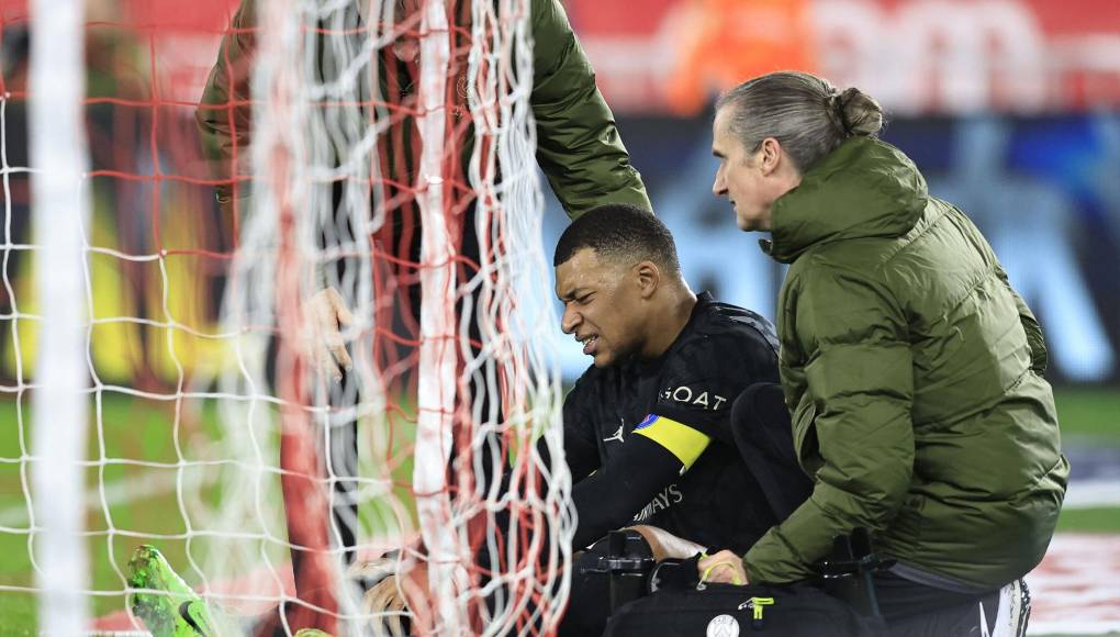 La relación entre Luis Enrique y Mbappé terminó de romperse tras la decisión de marcharse del PSG para jugar en el Real Madrid. El campeón del mundo llegará al conjunto merengue con la carta de libertad bajo su brazo.