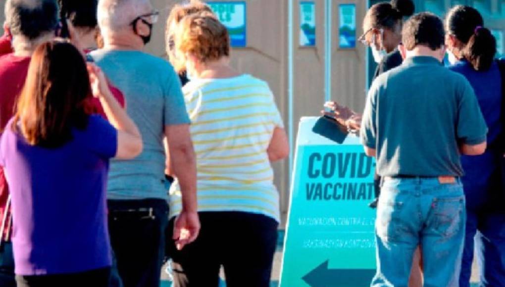 Estados Unidos ofrece vacunas gratis a los turistas hondureños