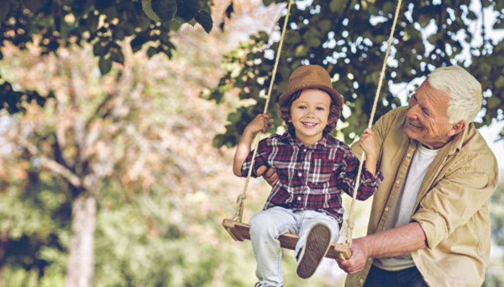Abuelos: los mejores transmisores de valores