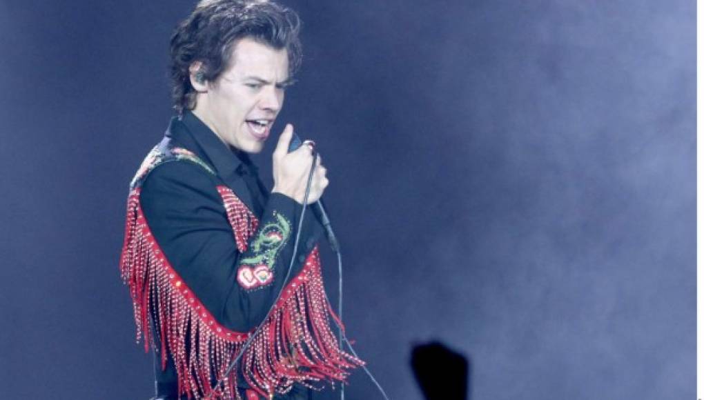 Recluta Gucci a Harry Styles para nueva campaña   