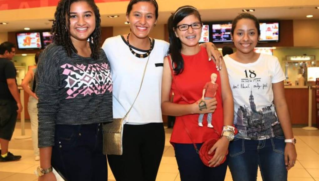 Así vivieron las fans de Honduras la película de One Direction