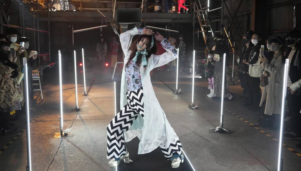 La pasarela Otoño/Invierno de “Pays des fees” en la semana de la moda de Tokio