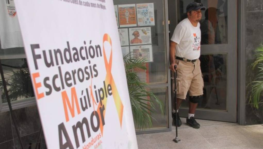 Pacientes con esclerosis claman por medicamentos