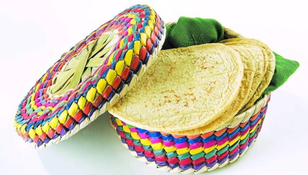 Las tortillas de maíz y harina son carbohidratos que proporcionan energía