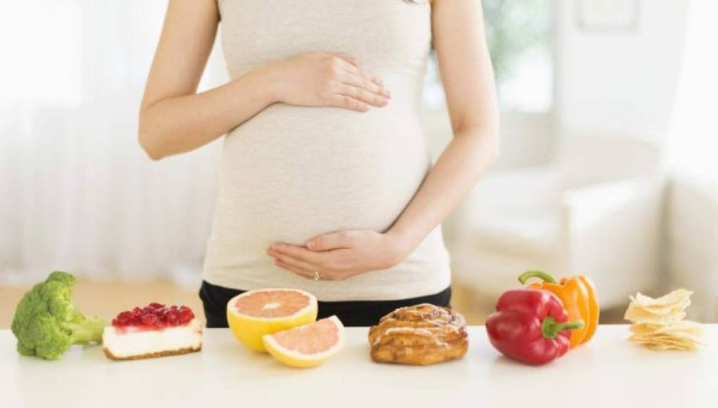 Pesar demasiado o muy poco es un riesgo en el embarazo