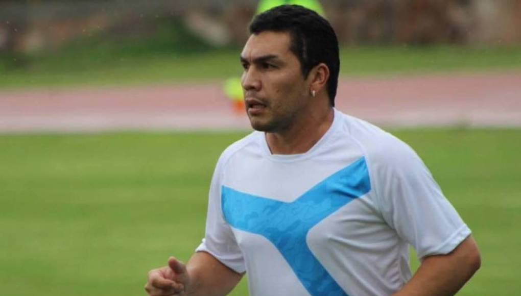 El exdelantero de las Águilas asistió al famoso Bar Bar un par de día después de la derrota del América 0-2 ante Morelia y desde entonces... su vida cambió completamente.