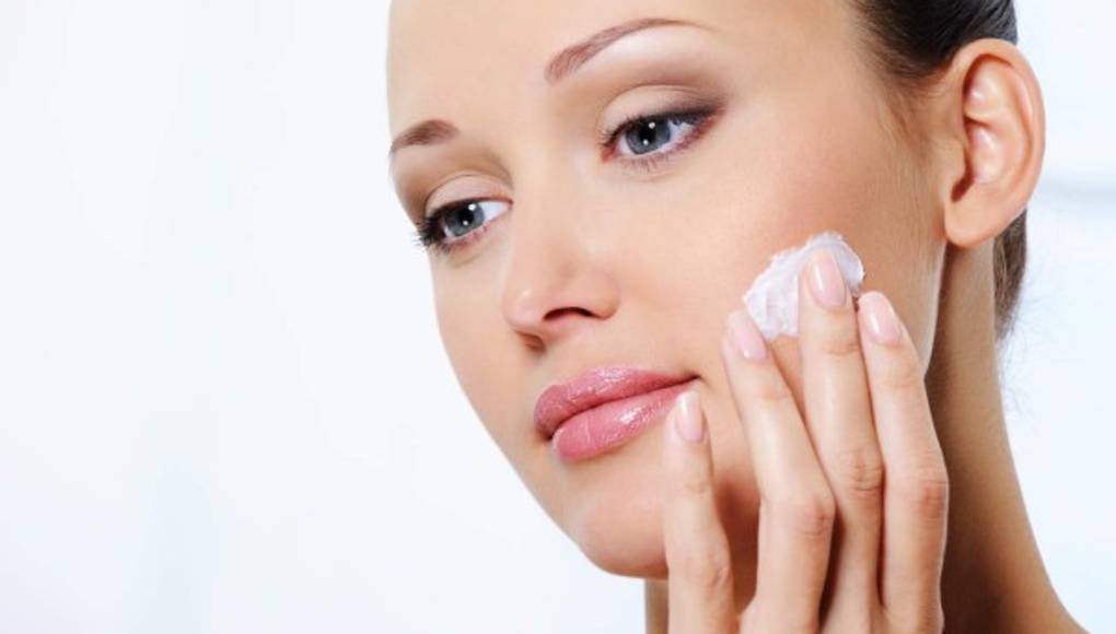 Los productos contra el envejecimiento y para aclarar la piel podrían contener mercurio