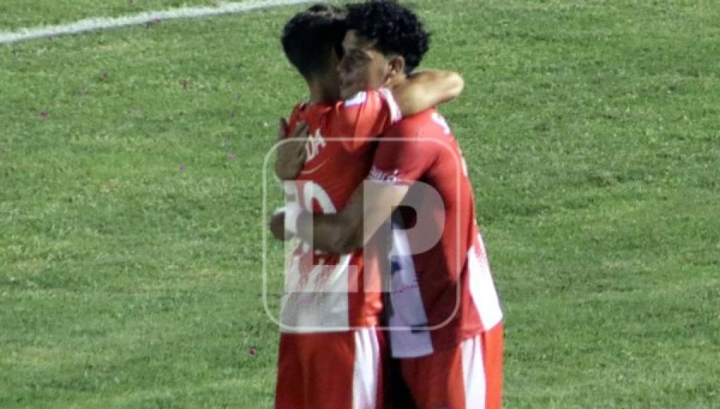 Ángel Tejeda fusiló al Honduras Progreso y pone al Vida en la cima del Torneo Apertura 2021