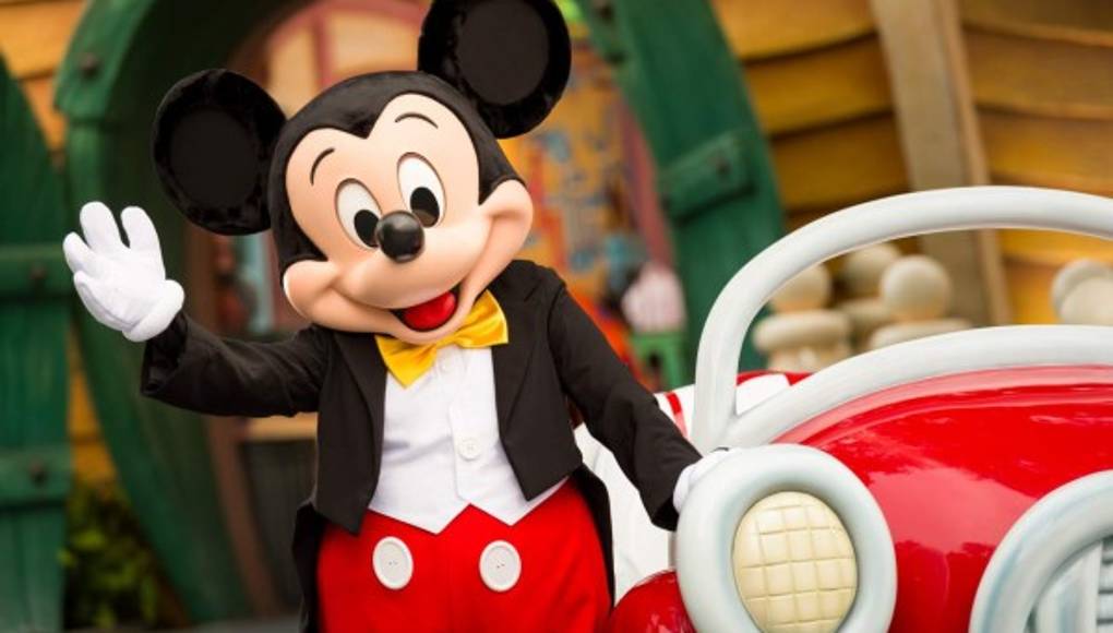 Festejan con expo los 90 de Mickey   
