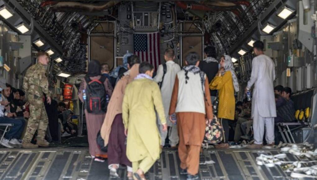 El G7 exige a talibanes permitir evacuación de Afganistán 'más allá del 31 de agosto'