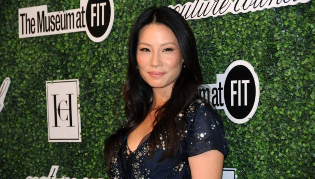 Carolina Herrera: 'Piensen un poco. Es mejor vestirse bonita que verse rara'