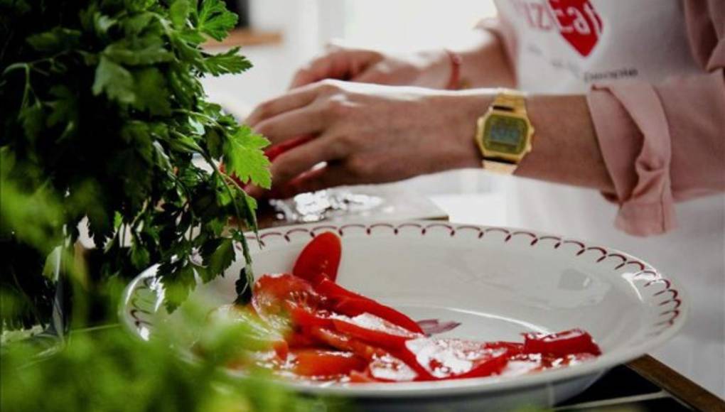 El 'social dining' o comer en casas ajenas, la nueva moda nacida en Francia