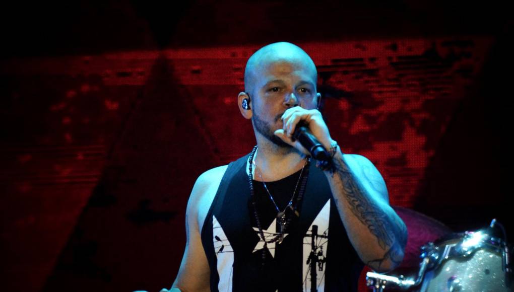 El rapero puertorriqueño Residente anunció este miércoles su nueva gira, ‘Las Letras Ya No Importan’, homónimo a su nuevo álbum, y que arrancará el 14 de septiembre en Barcelona (España) y culminará el 7 de diciembre en San Juan (Puerto Rico).