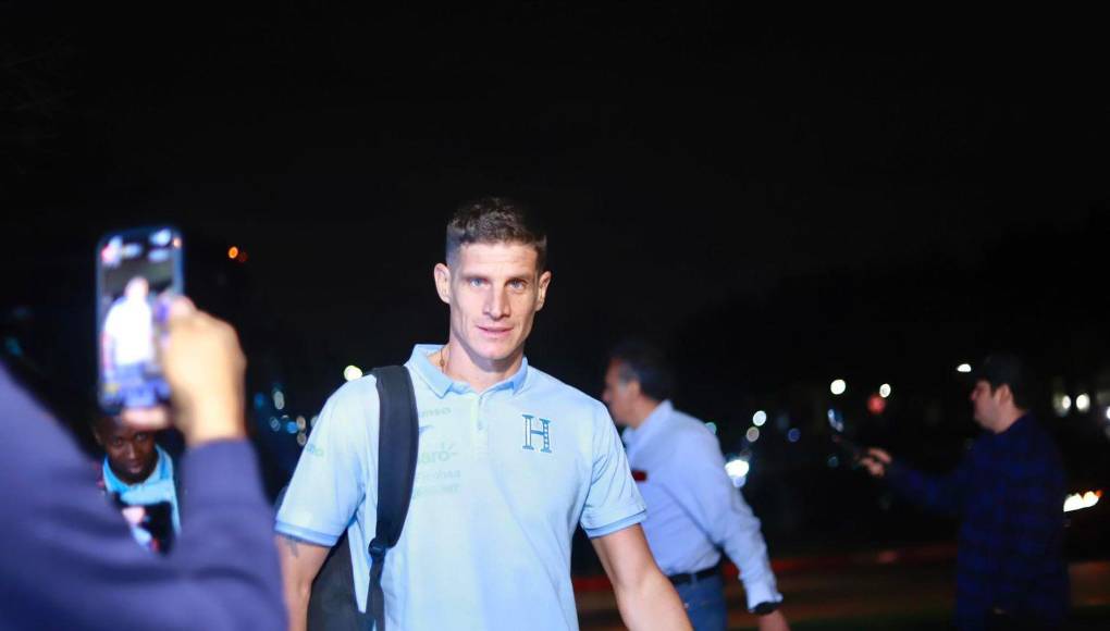 Uno de los llamados a ser titular es el arquero de Motagua, Jonathan Rougier, quien está teniendo su primera experiencia con la Selección de Honduras. 