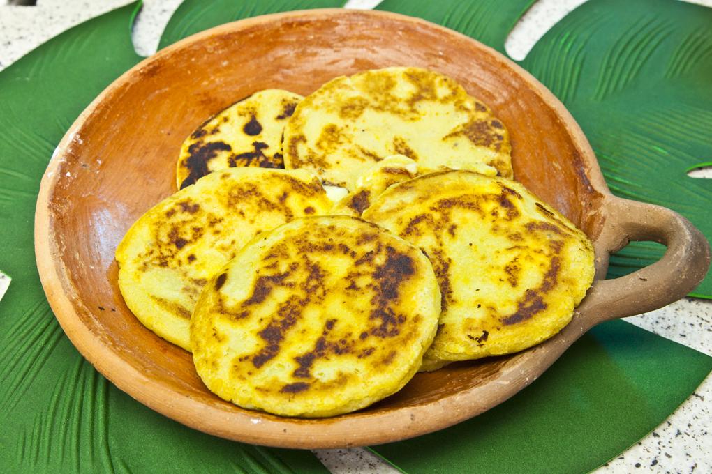 Pupusa de plátano con quesillo