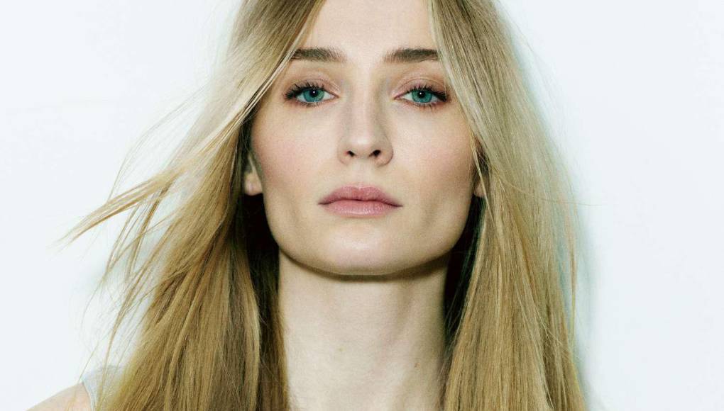 Aunque sabía internamente que su exmarido iniciaría un proceso de custodia compartida, se enteró de ello a través de la prensa. “Me sentí como si estuviera viendo una película de mi vida que yo no había escrito, producido o protagonizado. Fue chocante. Todavía estoy en shock”.