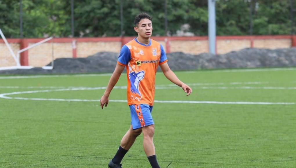 Jefryn Macías: Tra su gran torneo con UPNFM, en el Motagua están interesados en ficharle.
