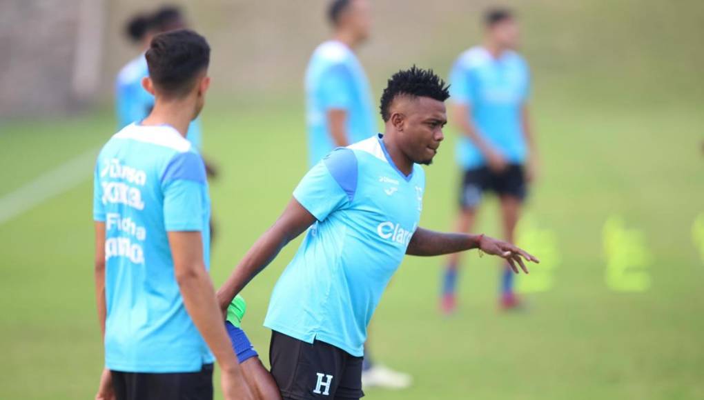 Elmer Güity, otro que regresó a la Bicolor tras destacar en el Génesis.