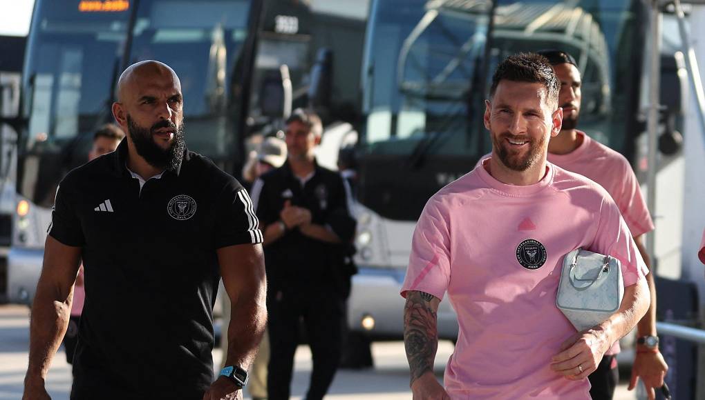 Las Garzas perdieron 1-2 en casa, por lo que los ánimos estaban a tope y fue justamente al final que hubo una “polémica”. Messi estuvo cerca de pelearse con el asistente del entrenador de Monterrey y revelaron cuál fue la reacción de su guardaespaldas a lo que pasó.