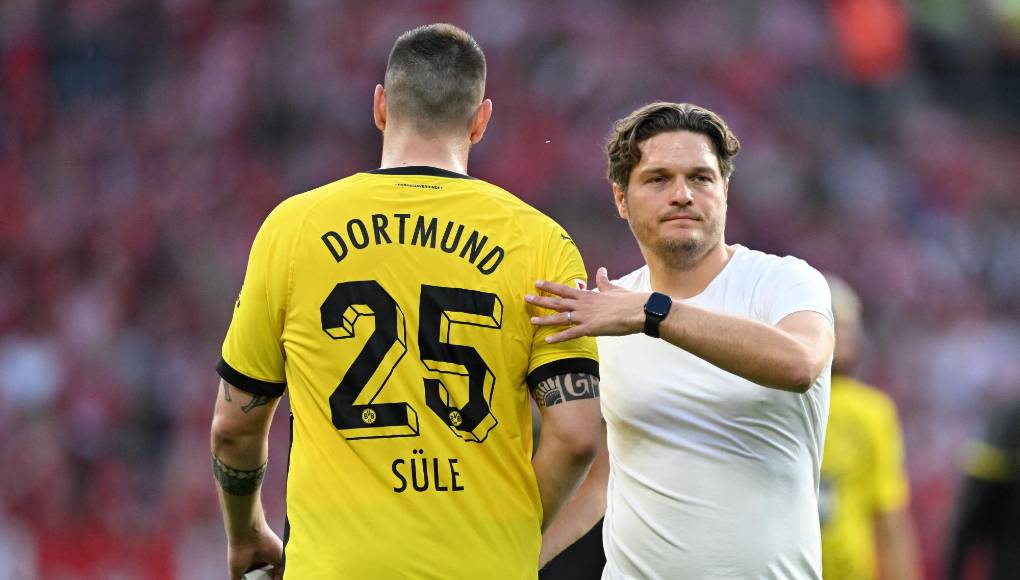 “Me dijo: ‘No puedes jugar al fútbol cuando pesas más de 100 kg. En los entrenamientos, hay tres grupos: los que se están recuperando de una lesión, los que solo están haciendo ejercicio y luego vienes tú, Niklas... ¡Corres menos que ellos!’”, admitió Süle cuando era jugador del Hoffenheim.